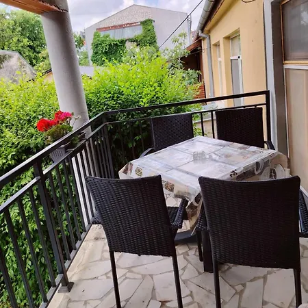 Opacic 2 Apartmán *